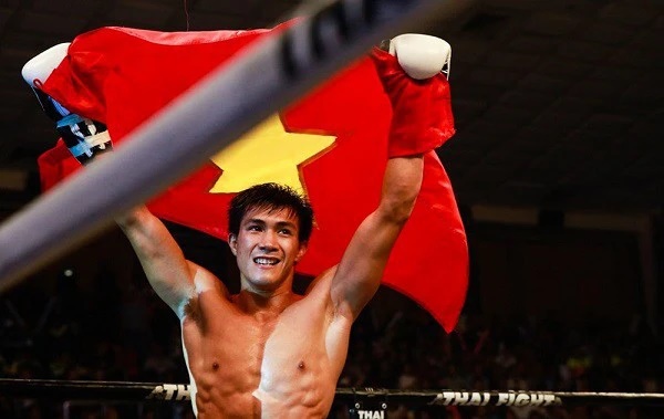 Nguyễn Trần Duy Nhất: Độc cô cầu bại của Muay Việt, phá luật võ đường vì yêu - Hình 2