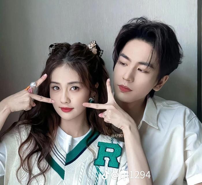 Bạch Lộc bất chấp đổ bệnh vẫn quay phim, còn tranh thủ ghi điểm bằng 1 hành động - Hình 6