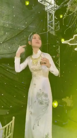 Chu Thanh Huyền đáp trả tin đồn mang thai, hé lộ thời điểm cưới Quang Hải - Hình 4