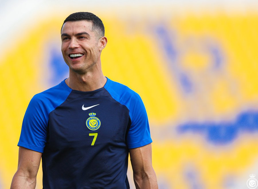Ronaldo đền bù cho bạn gái quà tiền tỷ, vì không thể dự sinh nhật của cô - Hình 4