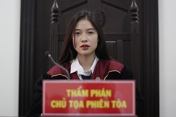 Quỳnh Giang: Nữ kiểm sát viên xinh đẹp, tài giỏi vướng tin đồn lộ video nhạy cảm - Hình 7