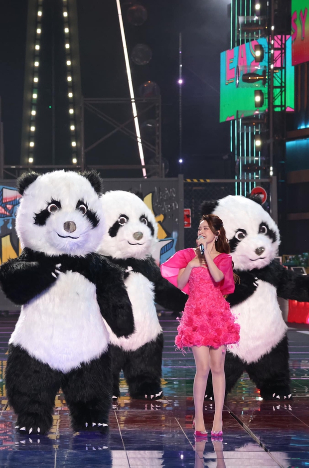 Huỳnh Hiểu Minh lộ bí mật động trời sau màn song ca cực tình với Chi Pu - Hình 5