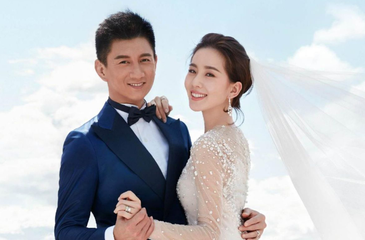 Lưu Thi Thi tỏ thái độ khó chịu, phản ứng cực gắt với tin đồn ly hôn Ngô Kỳ Long - Hình 2