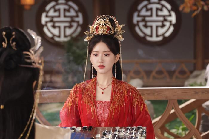 Bạch Lộc vượt mặt đỉnh lưu Tiêu Chiến, Triệu Lộ Tư khiến fan ê chề vì 1 chuyện - Hình 4