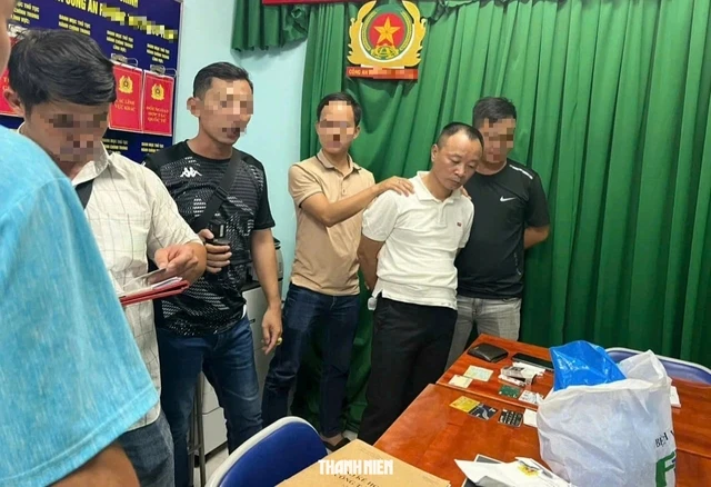 Bắt khẩn cấp người giả danh Cục phó C02 lừa tiền chạy án cho vợ chồng Tú ác - Hình 1