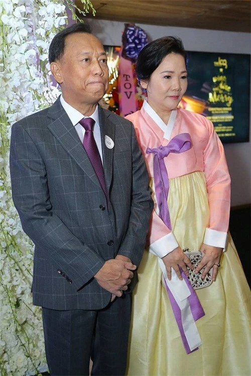 Hari Won thông báo tin tang sự, Trương Quỳnh Anh - Lê Giang và dàn sao Việt chia buồn - Hình 4