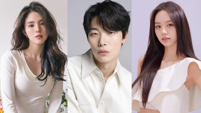 Hyeri có bạn trai mới sau drama tình ái với Ryu Jun Yeol - Han So Hee? - Hình 4