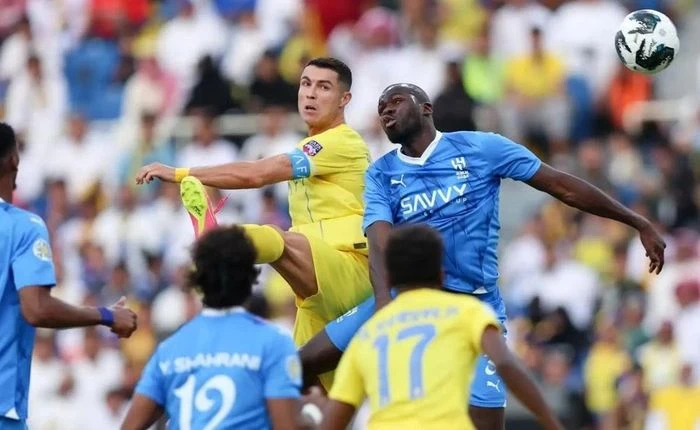 Koulibaly hạnh phúc khi trả thù siêu sao Ronaldo - Hình 2