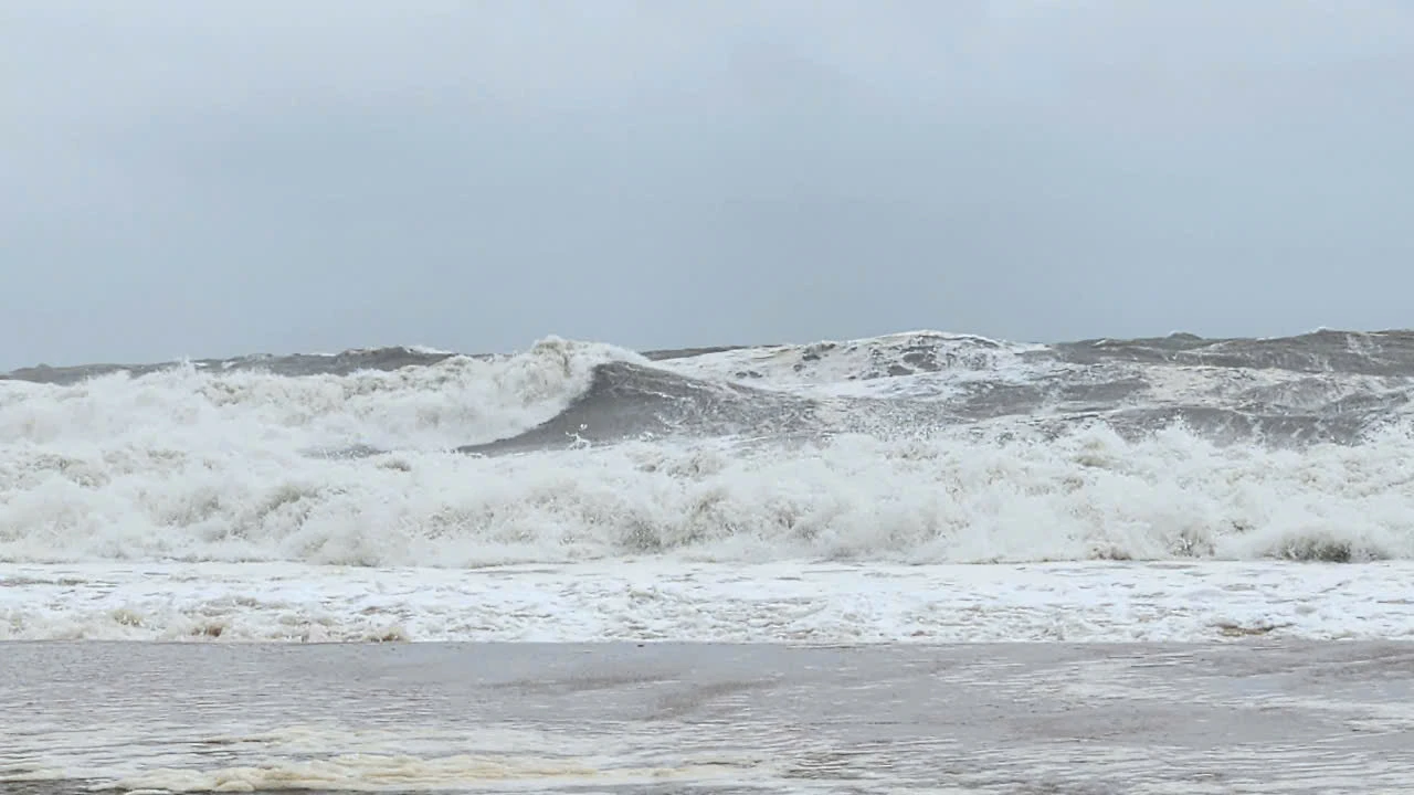 La Nina sắp xuất hiện, Biển Đông có thể đón 2 cơn bão trong tháng 10 - Hình 1
