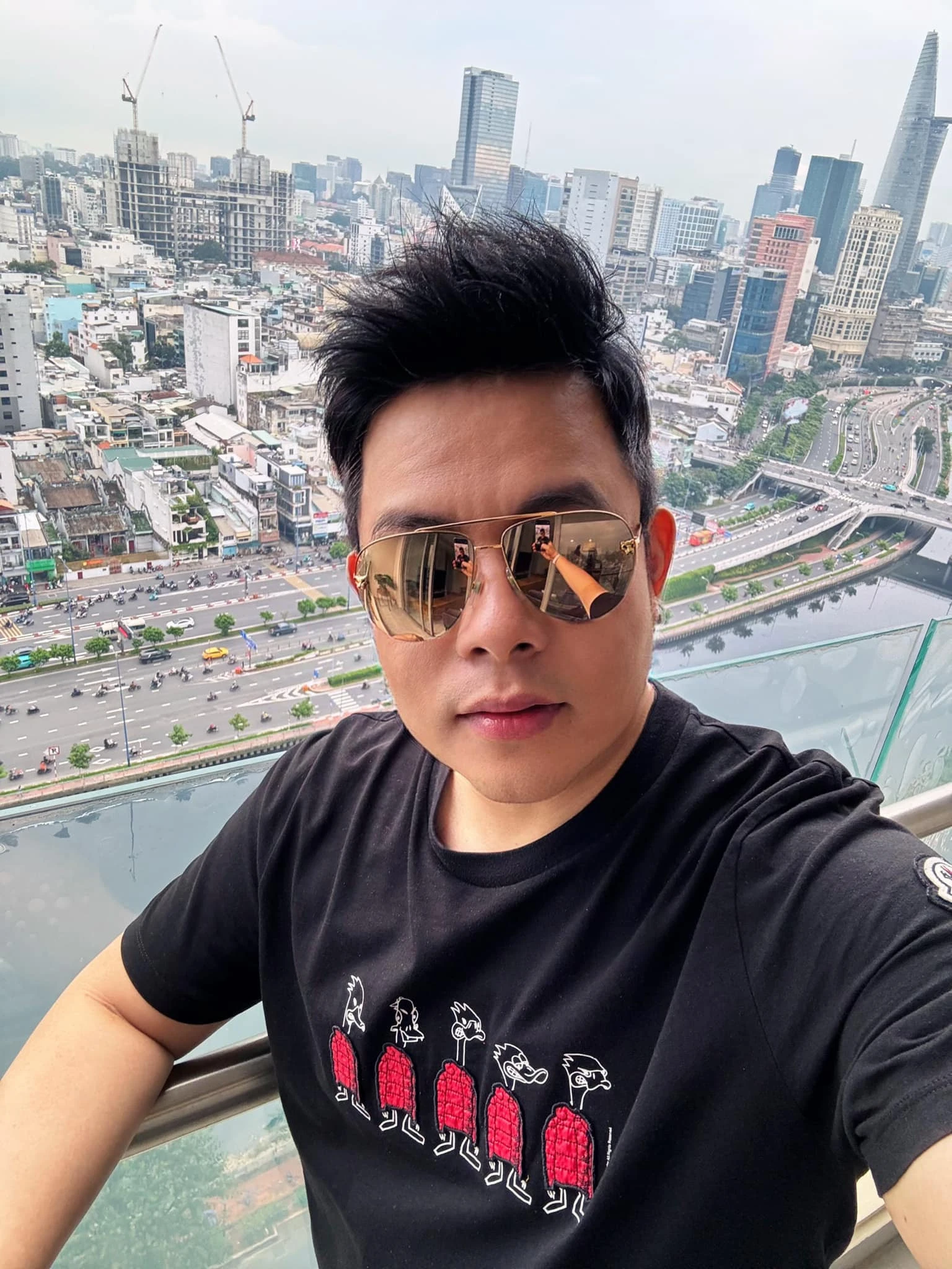 Lệ Quyên tuyên bố kiện, BTV Hoài Anh khoe nhan sắc thời son rỗi - Hình 4