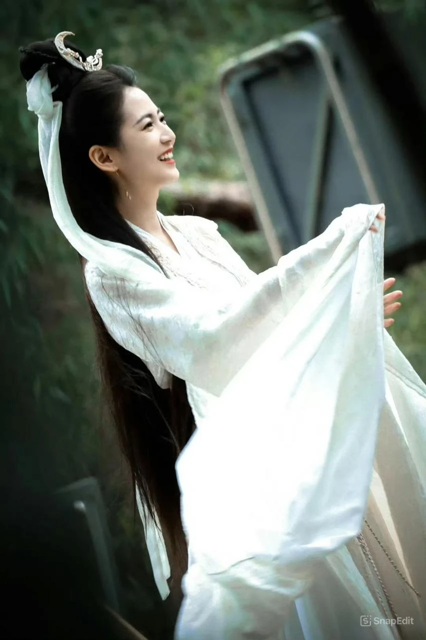 Mỹ nhân Hoa ngữ đóng Bạch y Quan Âm xé truyện bước ra: Đã đẹp còn lụy tình, vào vai ác vẫn không ghét nổi - Hình 3