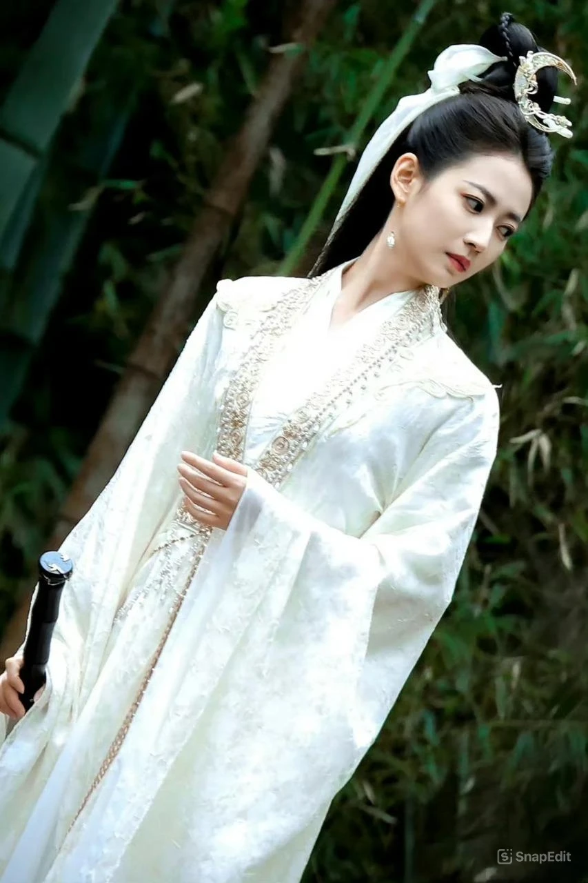 Mỹ nhân Hoa ngữ đóng Bạch y Quan Âm xé truyện bước ra: Đã đẹp còn lụy tình, vào vai ác vẫn không ghét nổi - Hình 6