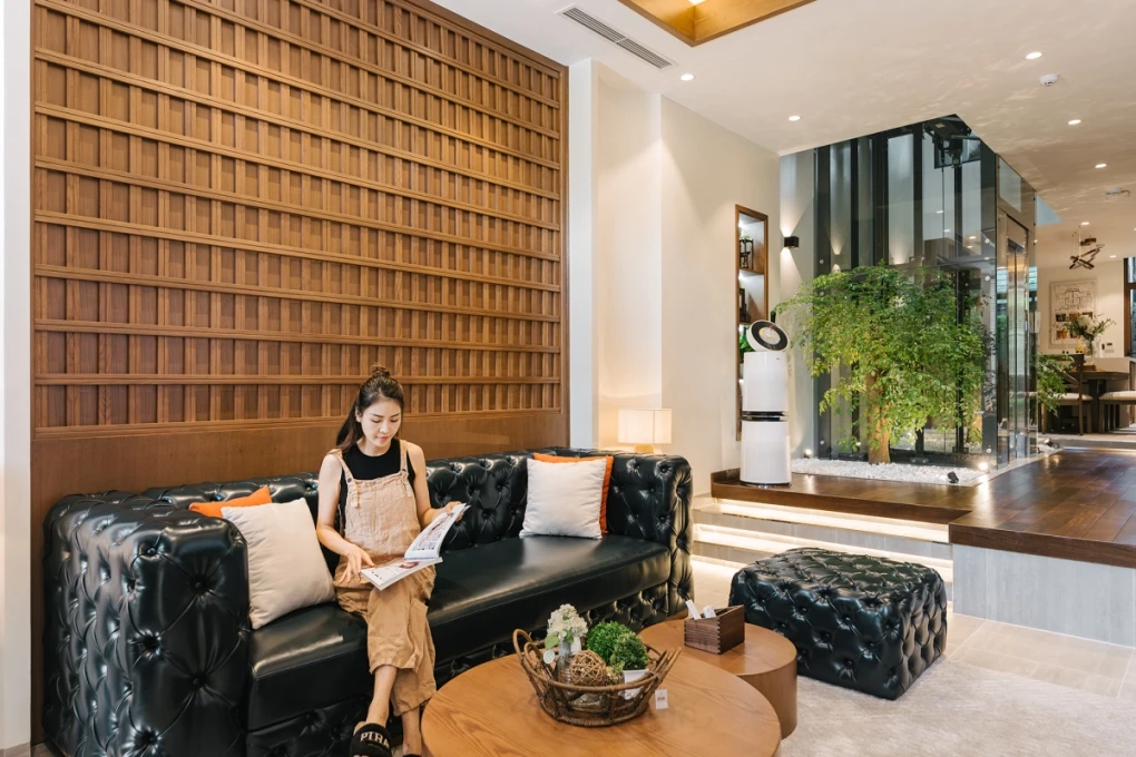 Sao Việt 10/10: Phan Hiển đăng ảnh cùng Khánh Thi mừng sinh nhật Chí Anh - Hình 5