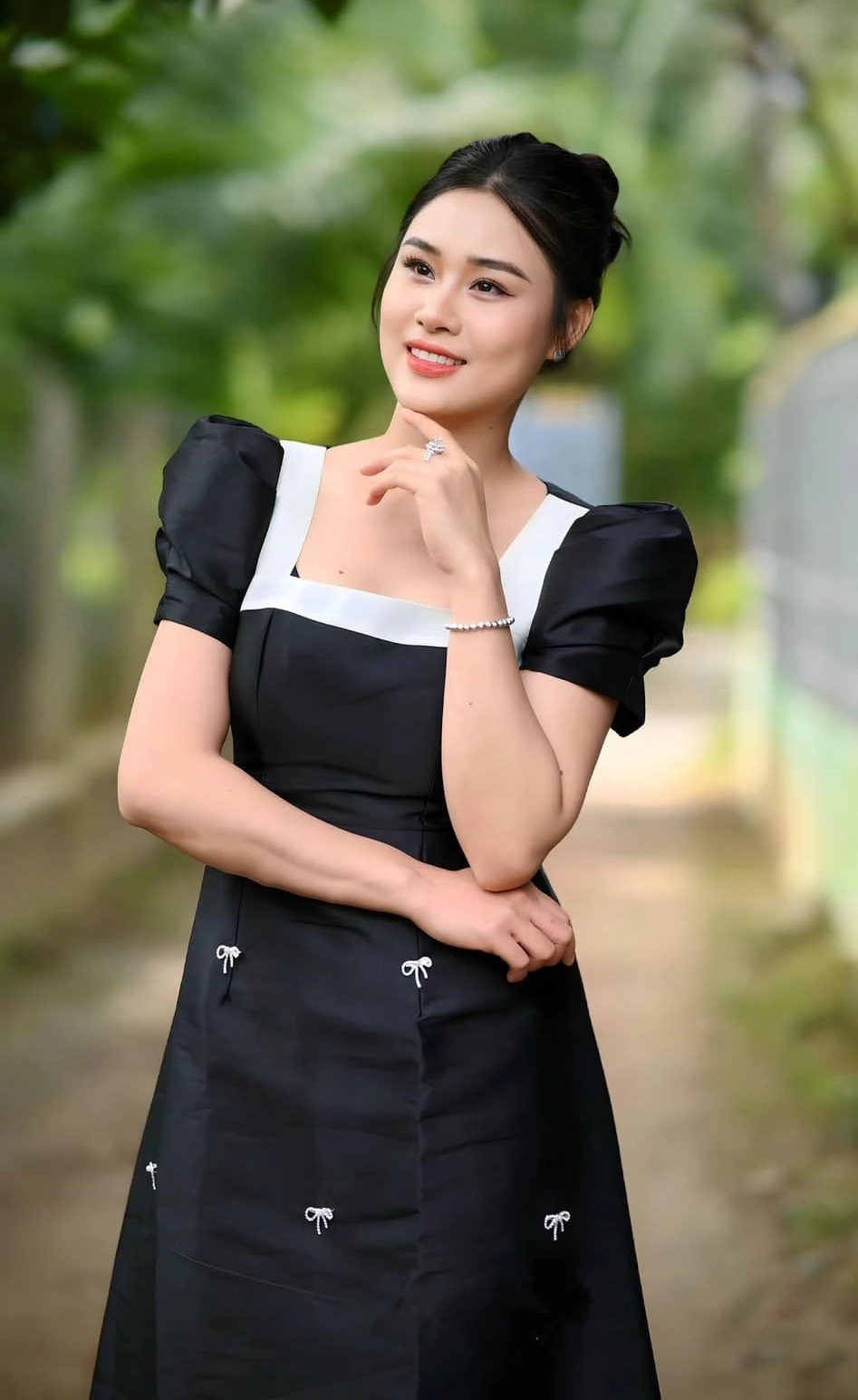 Vợ cũ Vân Quang Long thái độ khi nhắc nhà chồng cũ, vẫn cho con gái nhận nội - Hình 1
