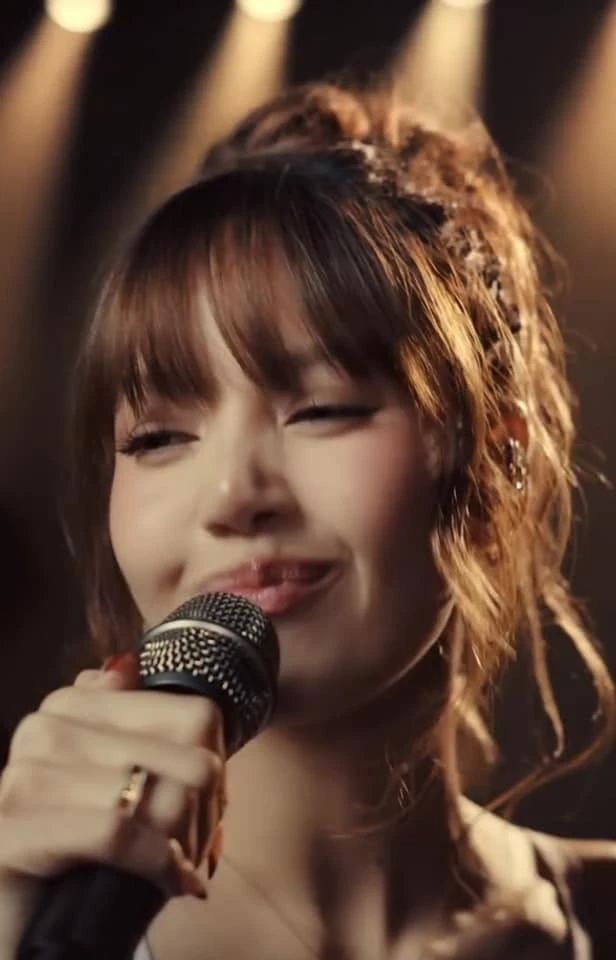 Lisa bị bóc trần hai mặt, sợ hứng gạch đá, quay xe làm điều này với Jennie? - Hình 4