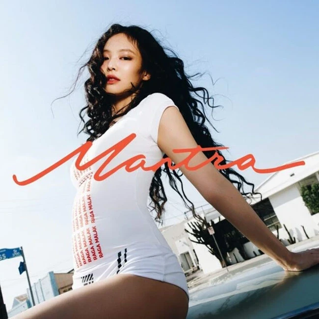 Jennie (BLACKPINK) lội ngược dòng với MV Mantra, sạn đầy rẫy vẫn dẫn đầu BXH - Hình 1