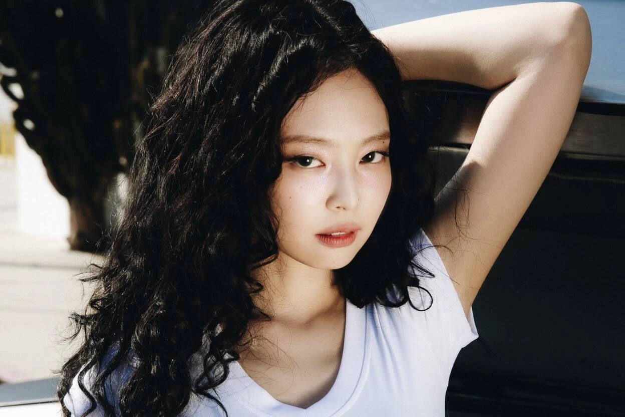 Jennie tự khui tính cách thật, nhắc đến BLACKPINK, thừa nhận điều hiếm ai biết - Hình 6