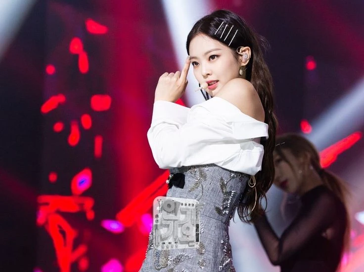 Jennie tự khui tính cách thật, nhắc đến BLACKPINK, thừa nhận điều hiếm ai biết - Hình 5