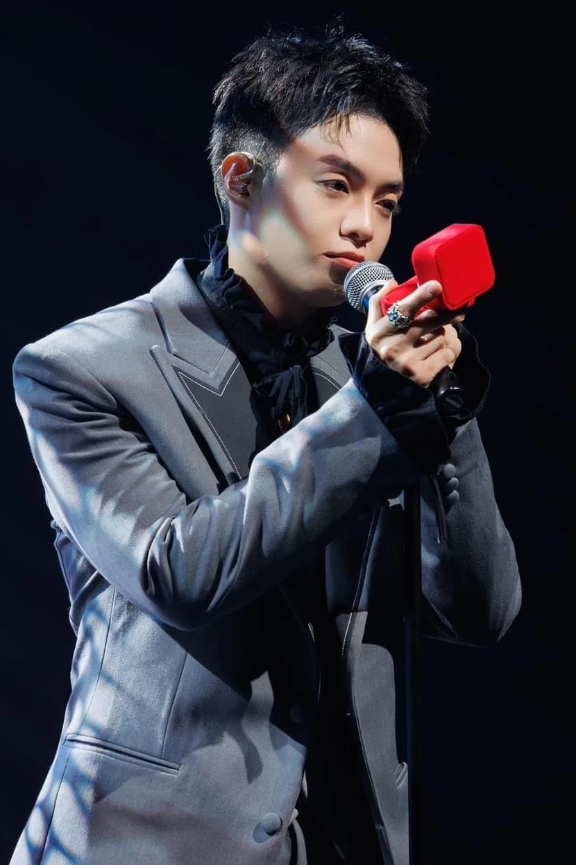 Negav báo hại concert Anh Trai, khán giả quay lưng bán lại vé vì idol rút lui - Hình 4