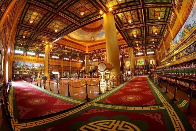 Ngọc Trinh bất ngờ gặp bà Phương Hằng trong tù, thái độ cả 2 gây ngỡ ngàng - Hình 5