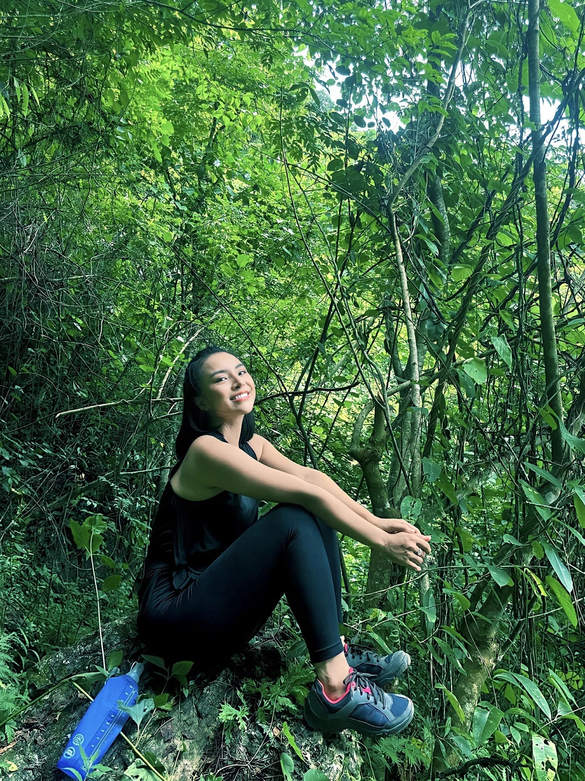 Lê Hồng Liên: Chuyên trị vai gái hư, bé ba trên phim VTV, đời thường quyến rũ - Hình 7