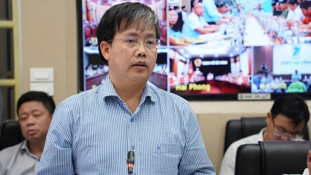 Bão Trami tăng cấp, đường đi lạ thường, miền Trung nguy cơ lụt lịch sử như 2020 - Hình 5