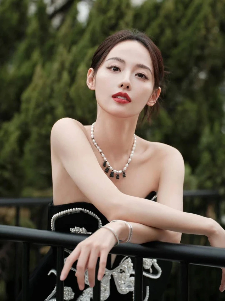 Lisa gây họa, hại 1 sao nữ Cbiz mất trắng sự nghiệp, fan vùng lên đòi tẩy chay - Hình 3