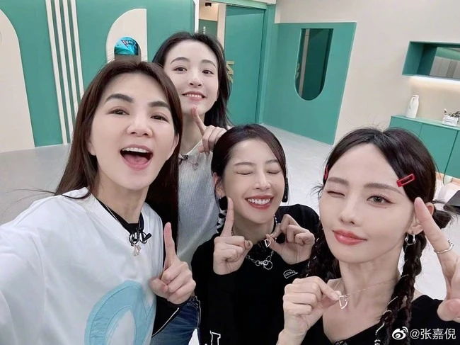 Lisa gây họa, hại 1 sao nữ Cbiz mất trắng sự nghiệp, fan vùng lên đòi tẩy chay - Hình 8