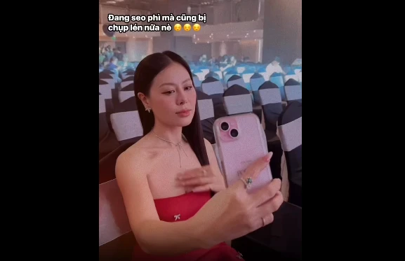 Nam Thư đăng đàn nói bị quay lén, clip 14s dậy sóng cõi mạng, thần sắc gây chú ý - Hình 2