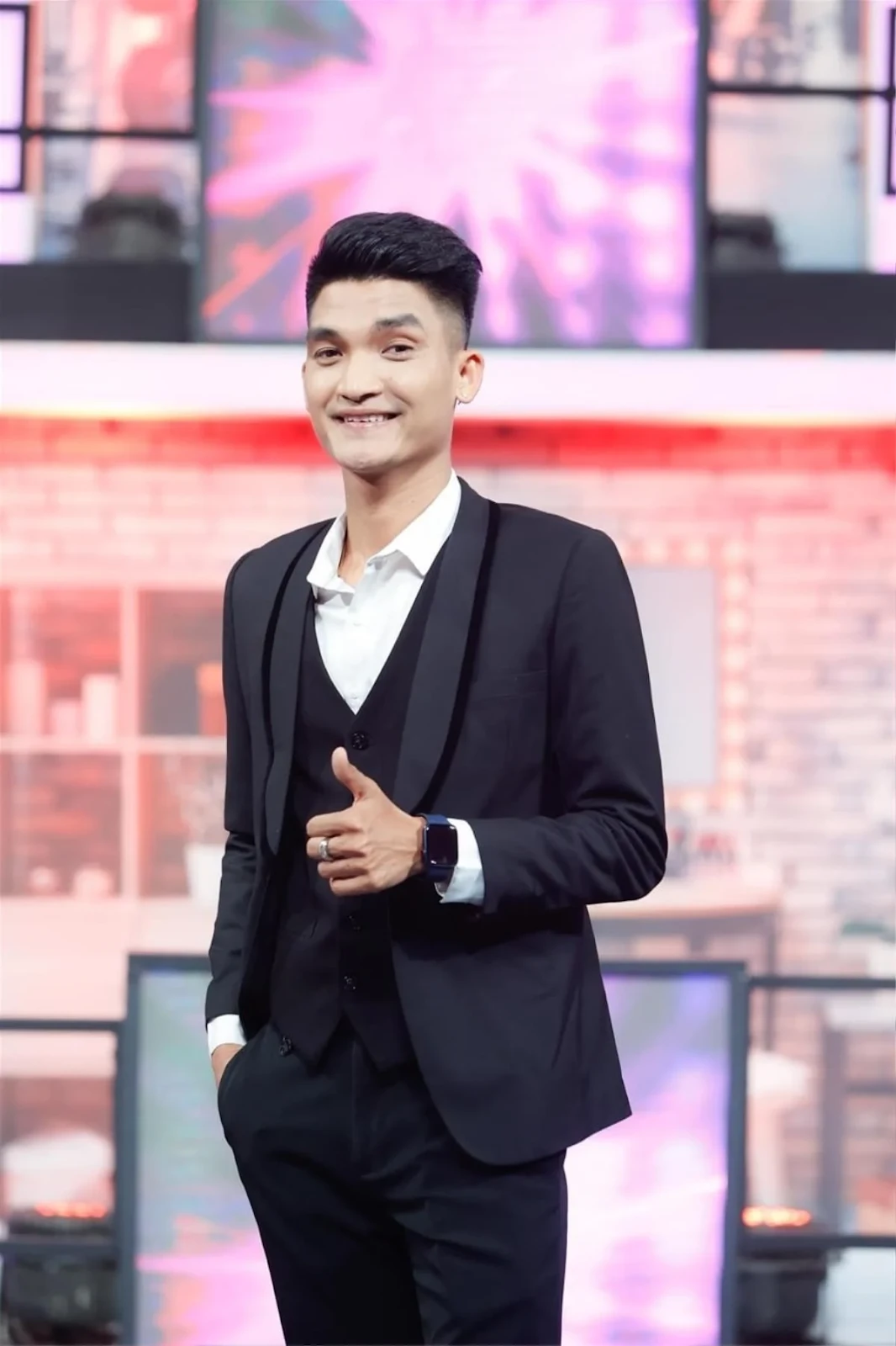 Mạc Văn Khoa khốn đốn vì vụ tác động vợ, quyết lên clip nói rõ mọi chuyện - Hình 6