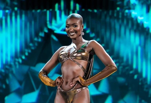 Safiétou Kabengele: Á hậu 3 đầu trọc, có màn lột tóc giả chấn động Miss Grand - Hình 2