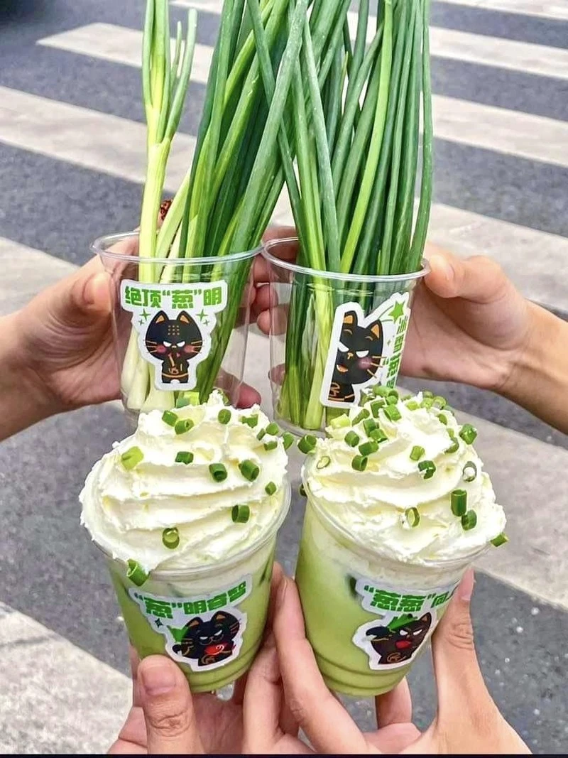 Trend ẩm thực ăn lông ở lỗ: trà sữa mix mắm tôm, mì bò trân châu, gây tranh cãi - Hình 7