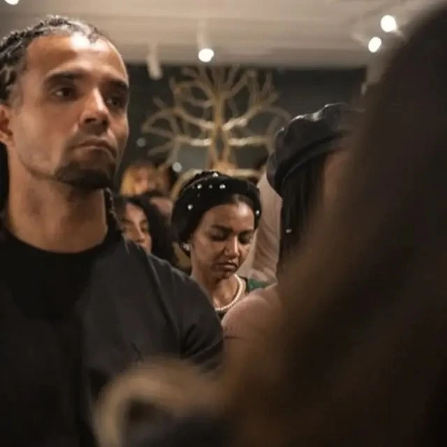 Angelina Jolie bị nghi yêu rapper, Pax Thiên liền nhờ anh cả theo sát - Hình 6