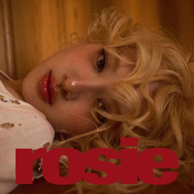 Rosé tìm thấy em trai thất lạc, visual đỉnh nóc kịch trần, đến khóc cũng đẹp - Hình 2