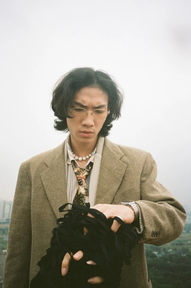 Gonzo: Thầy giáo Nam đình đám một thời của Rap Việt, sáng đi dạy, tối chơi rap - Hình 2