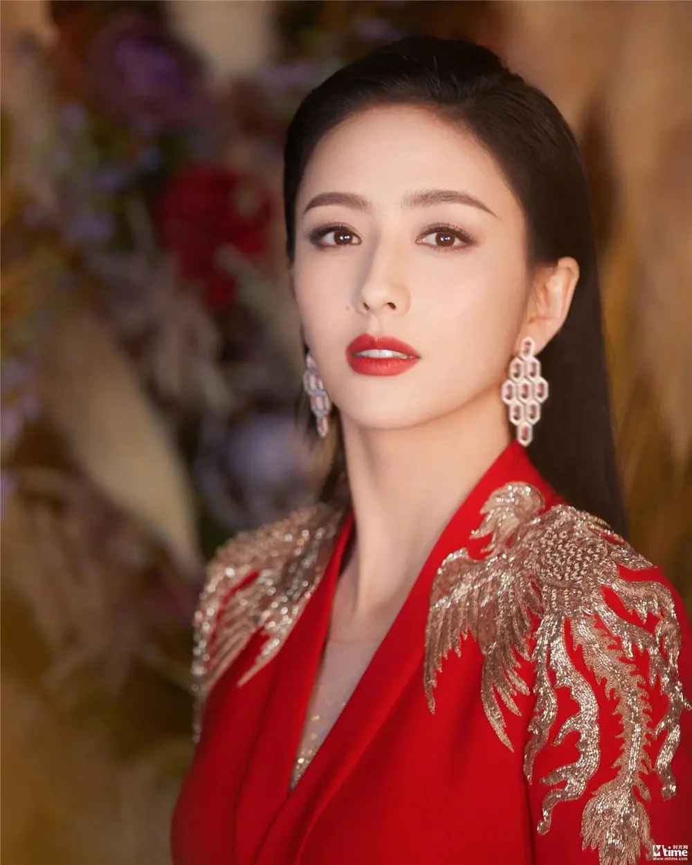 Đồng Lệ Á bị đồn cặp kè ông lớn, dẫn dắt đường dây sao nữ lớn nhất Trung Quốc - Hình 5