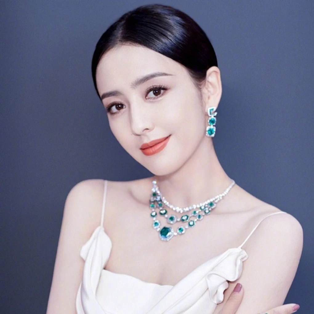 Đồng Lệ Á bị đồn cặp kè ông lớn, dẫn dắt đường dây sao nữ lớn nhất Trung Quốc - Hình 3
