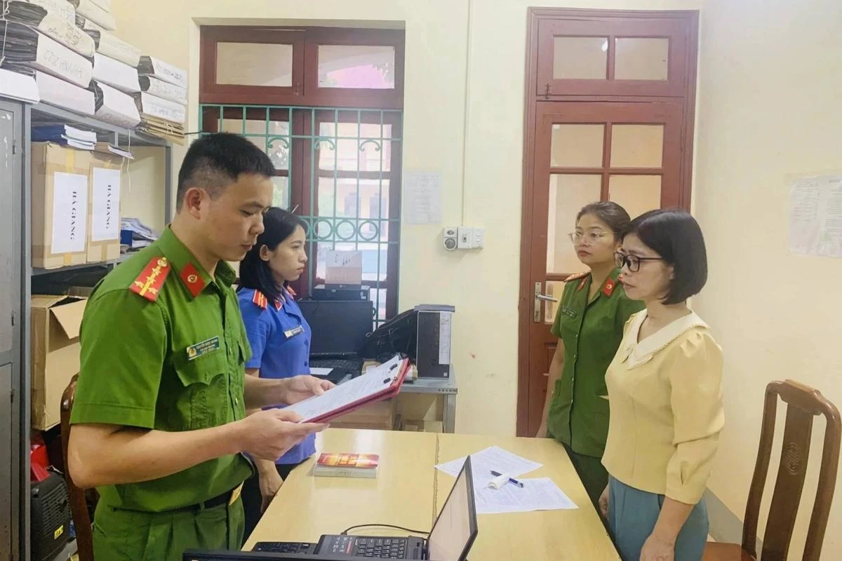 Hiệu trưởng Hà Giang bòn rút tiền ăn học sinh: gây thiệt hại 190 triệu - Hình 1