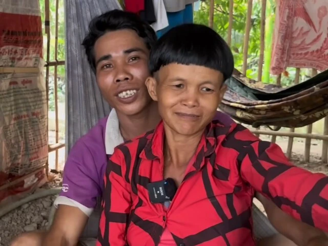 Trai tân 25 tuổi cưới em của mẹ làm vợ, cuộc sống hậu kết hôn gây ngỡ ngàng - Hình 1