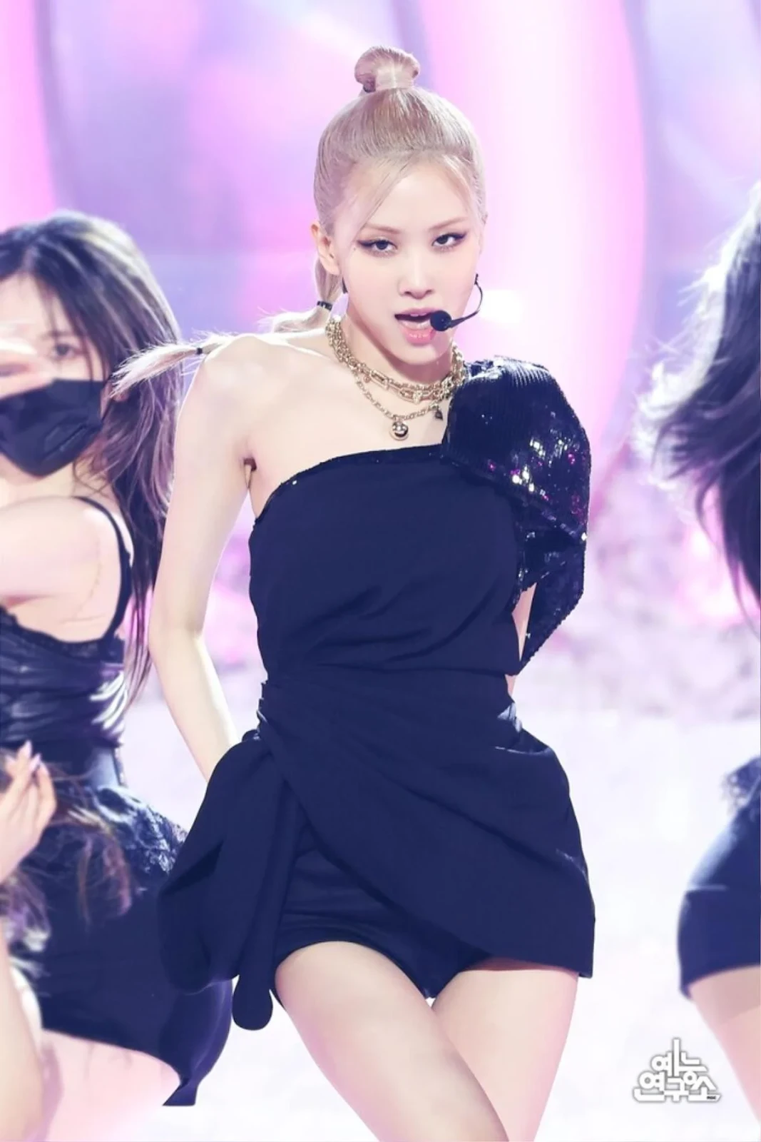 Rosé (BLACKPINK) và cuộc đời như cổ tích, lên hương nhờ quyết định ở tuổi 15 - Hình 3