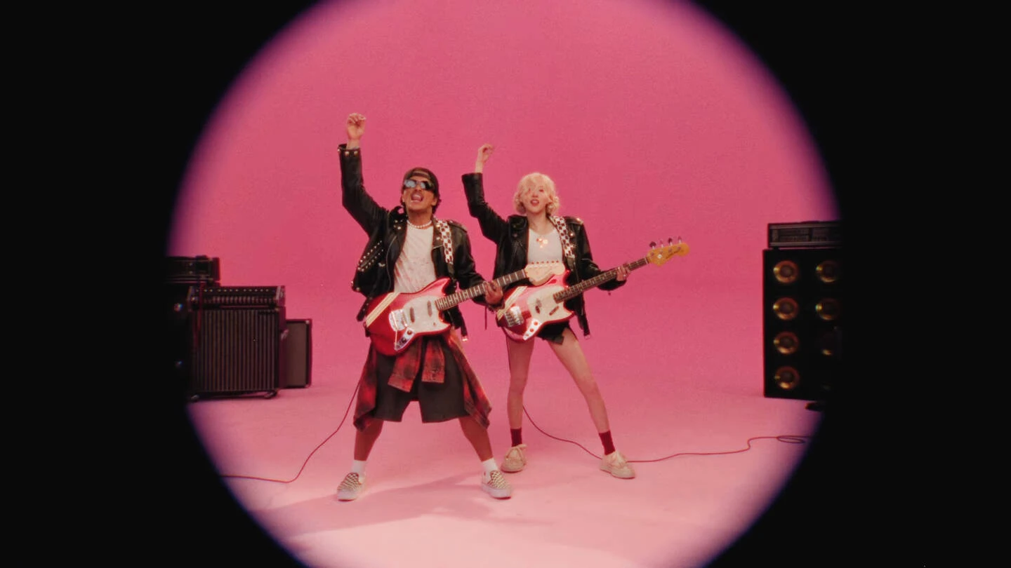 Rosé khiến Bruno Mars khóc, đăng dòng status gây chú ý, fan ồ ạt chúc mừng - Hình 3