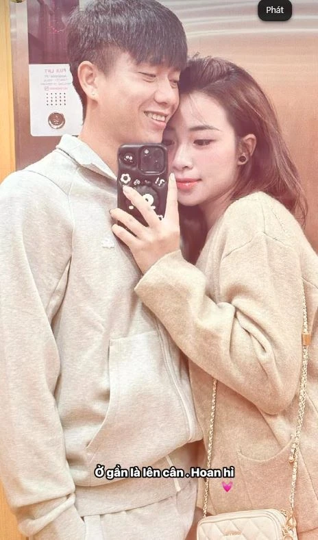 Phan Văn Đức rủ cô chủ khách sạn Nhật Linh hẹn hò trong đêm, cưới 4 năm vẫn tình bể bình - Hình 1