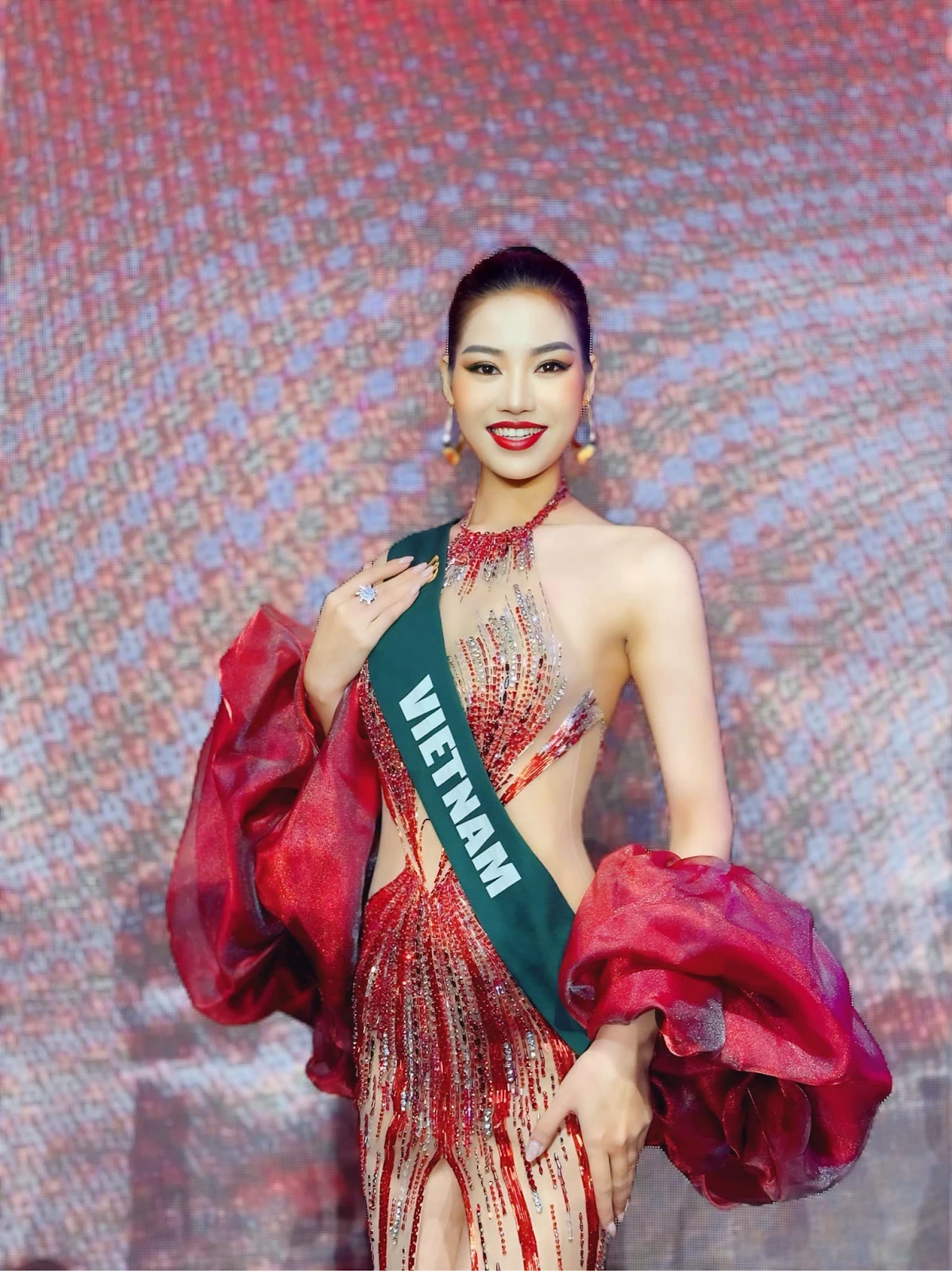 Miss Earth 2024: Mùa thi nhạt nhất lịch sử, như hội chợ, Việt Nam out top ê chề - Hình 9