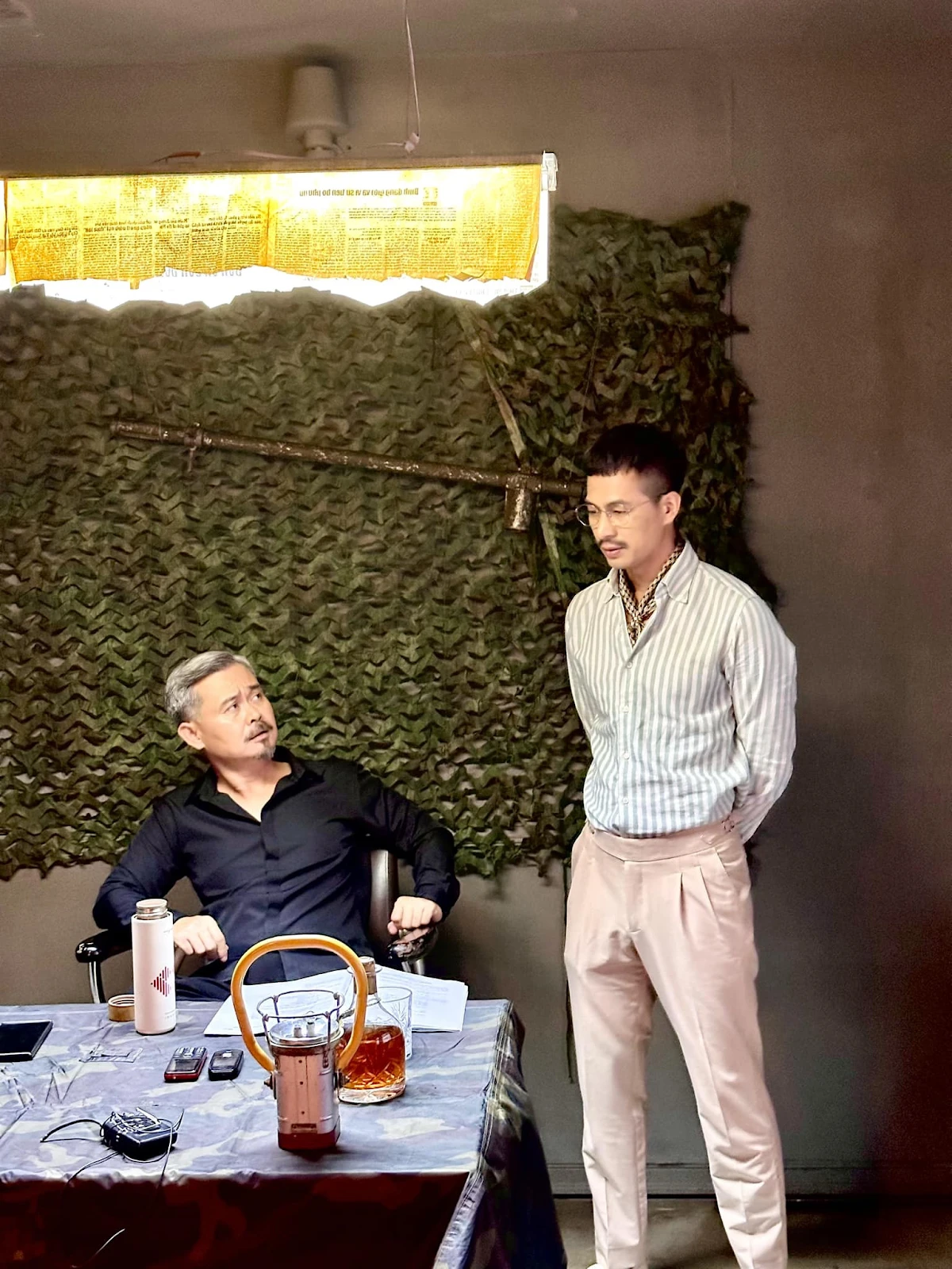 Mạnh Cường vai Dũng kính trong Độc đạo, gu phản diện, có vợ cực bén? - Hình 10