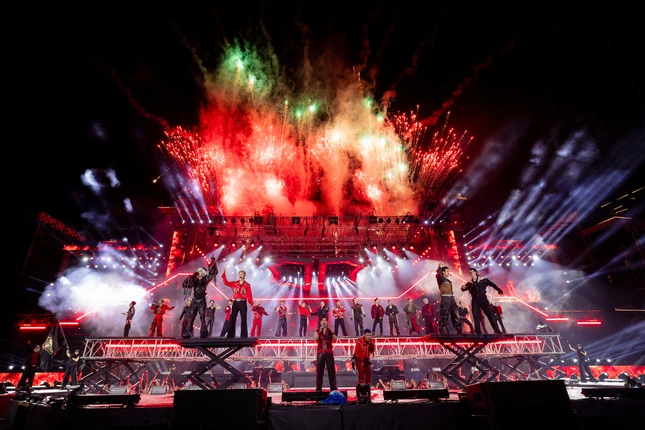 Concert The Eras Tour Taylor Swift không đã bằng Anh Trai Vượt Ngàn Chông Gai? - Hình 2