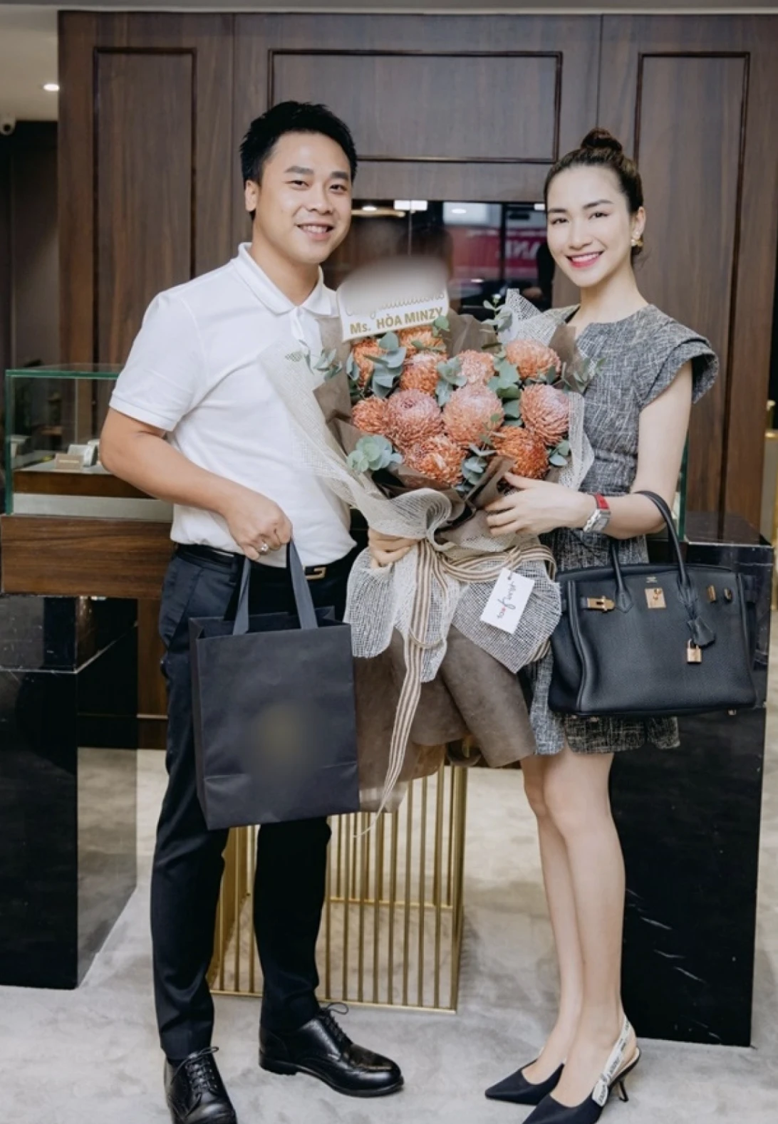 Hòa Minzy dính nghi vấn có bầu lần 2, vội lên tiếng xin lỗi, chồng cũ thái độ - Hình 3