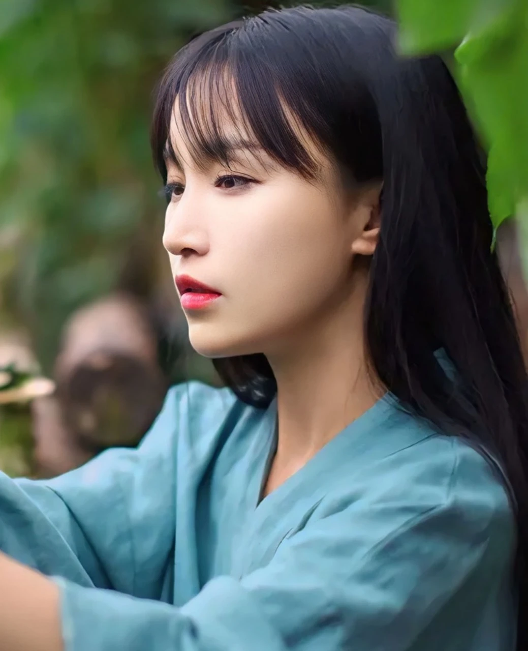 Lý Tử Thất lộ lý do 3 năm mới chịu tái xuất, đăng clip liên tục, fan lo 1 điều! - Hình 4