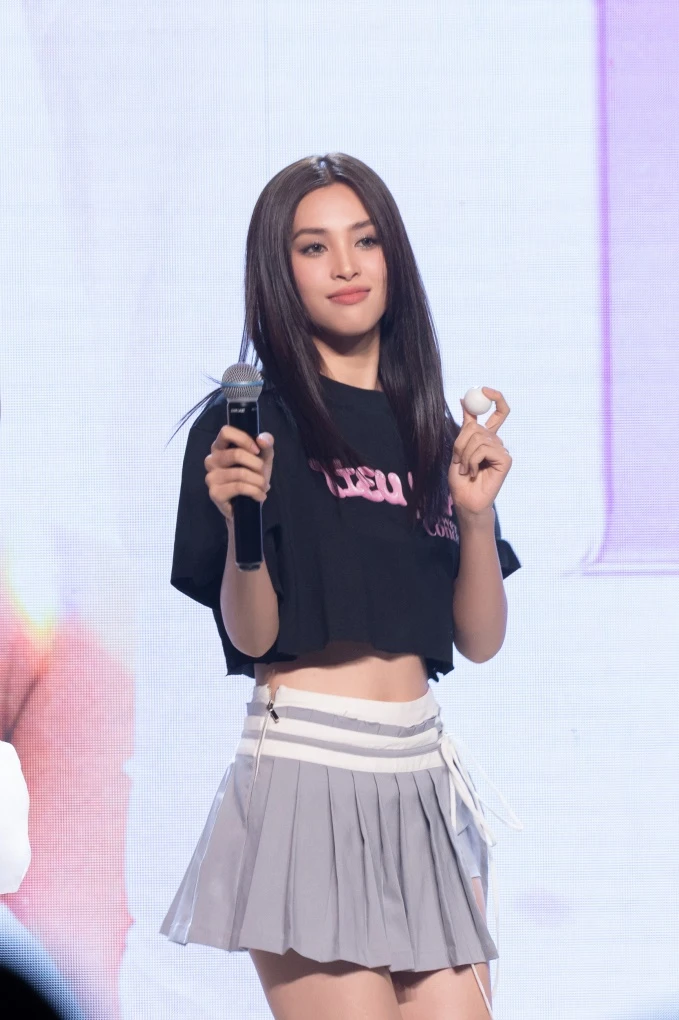 Rosé điếng người trước Vietsub APT của Tiểu Vy, chấn động ngang Lửa hận thù - Hình 1