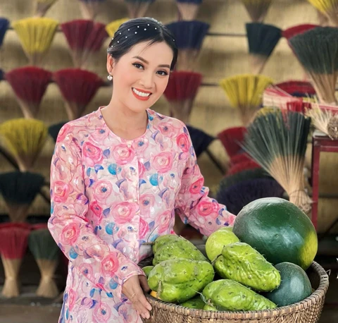 Con gái Vũ Linh - Hồng Loan báo tin tang sự, Bình Tinh và loạt nghệ sĩ động viên - Hình 6
