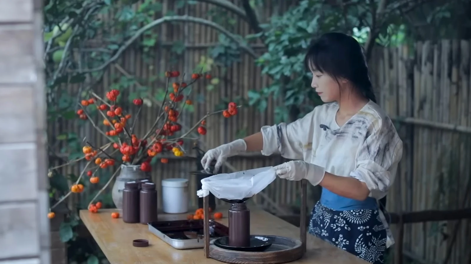 Lý Tử Thất hốt bạc hậu ở ẩn 3 năm, thu nhập khủng, ngồi không vẫn có tiền tỷ - Hình 1